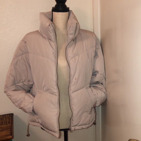 H&M Jackets & Blazers - H&M Divided SMALL Puffer Jacket Coat Beige Bone Color